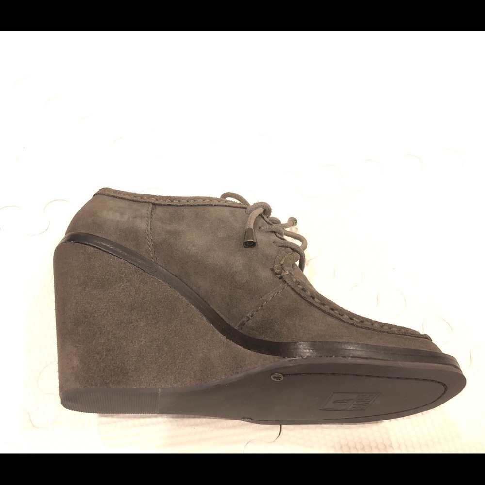 Frye Caroline Lace Low Shoes - Picture 6 of 7